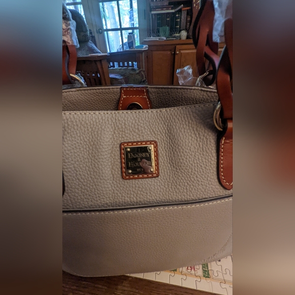 Dooney & Bourke Tan Leather Purse - Picture 8 of 13